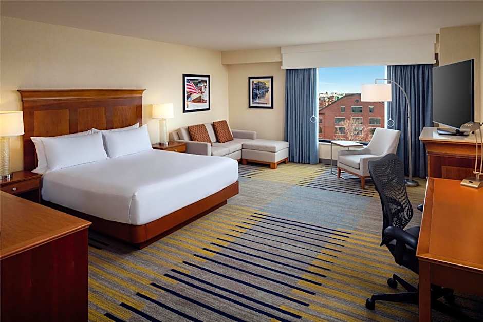 Hilton Garden Inn Portland Downtown Waterfront