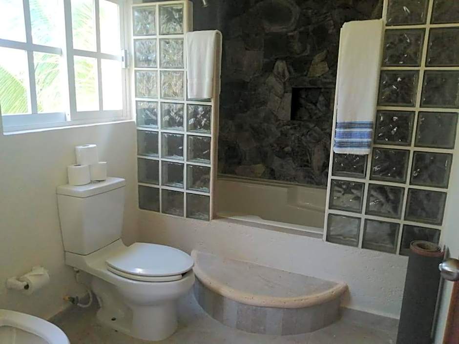 Casa Cenote Hotel