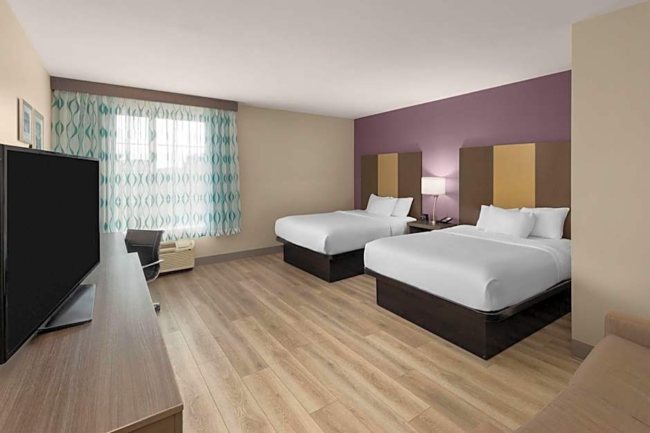 La Quinta Inn & Suites by Wyndham Chattanooga - Lookout Mtn