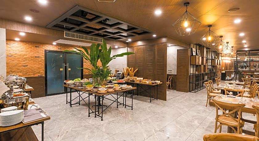 Acqua Hotel (SHA Plus)