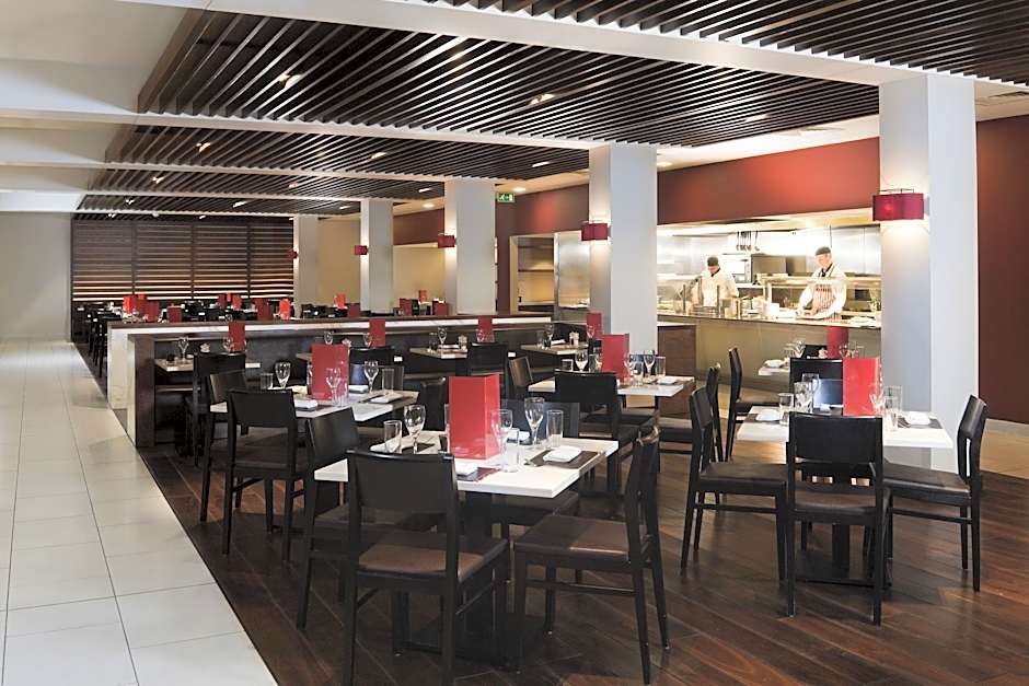 Crowne Plaza Heathrow By IHG