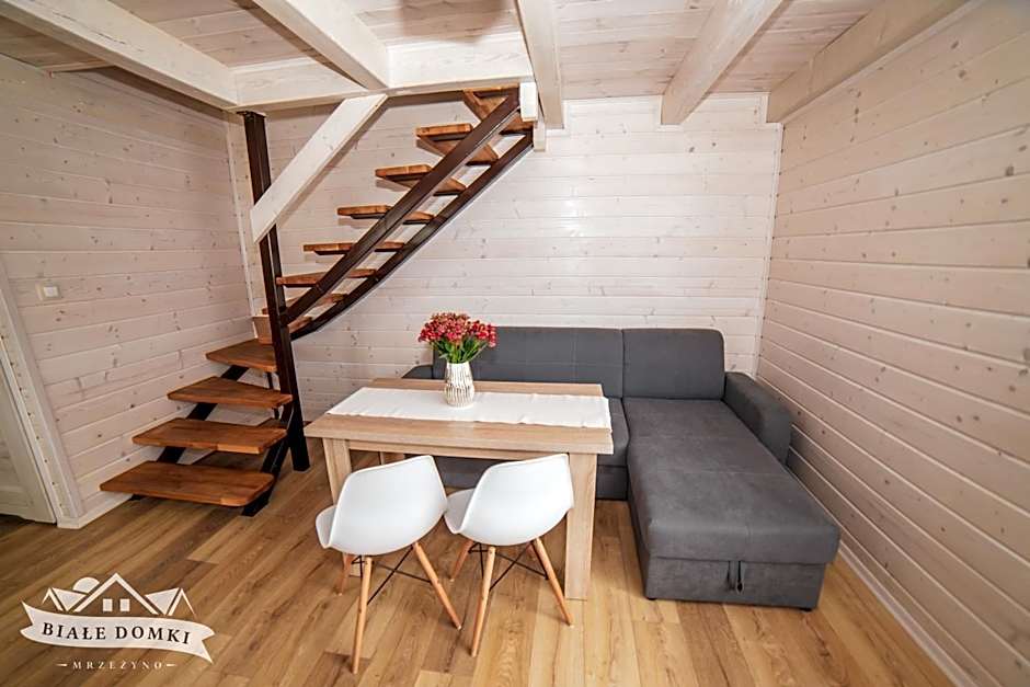 Białe Domki Mrzeżyno