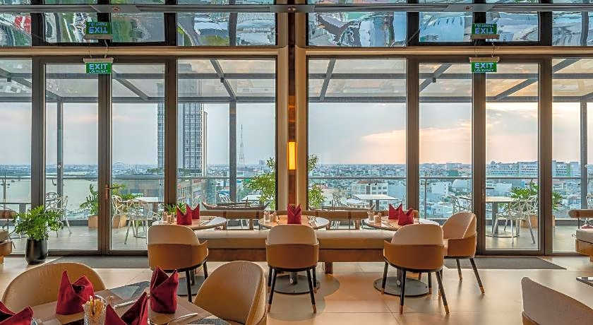 The Iris Signature Hotel and Spa