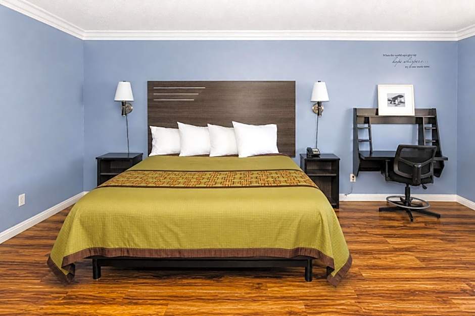 Big A Motel & Suites Near Disneyland Orange County