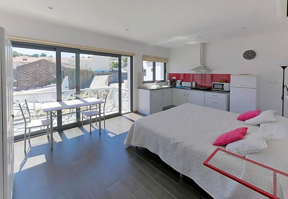 Faial Marina Apartments 1