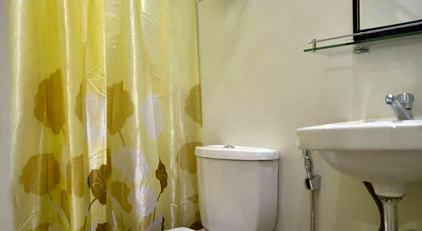 Metro Vigan Inn Bed & Breakfast Hotel