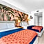 Water View Building With Pool - 5-Min Walk To The Beach - Cozy Studios