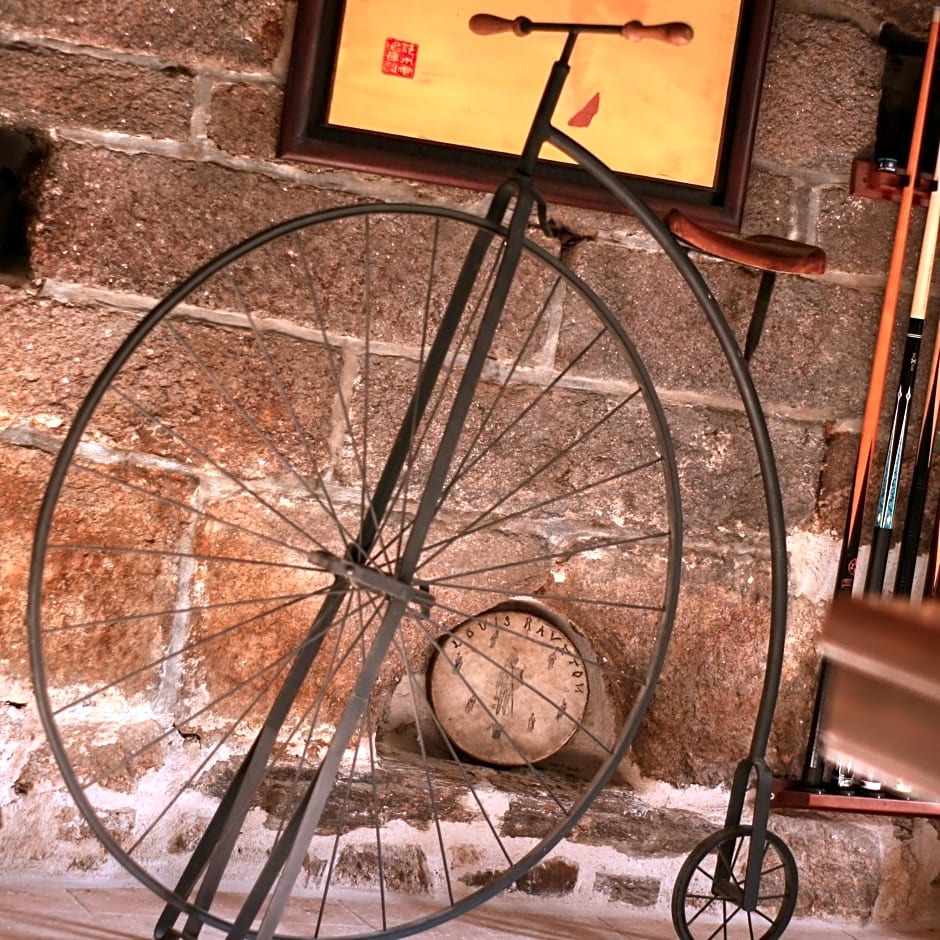 KERBELEG, ferme-manoir du XVè siècle, chambres grand confort