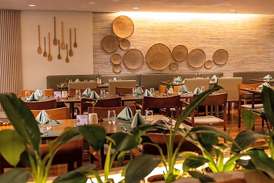 Mercure Salvador Rio Vermelho Hotel