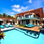 Azul Villa Esmeralda, by Karisma