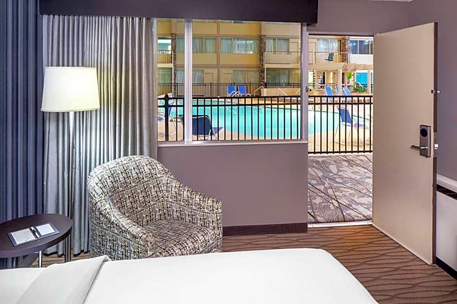 Wyndham Garden Westlake