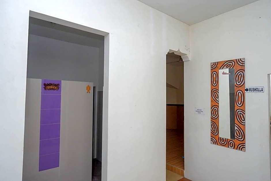 RedDoorz Syariah @ Namira Hotel