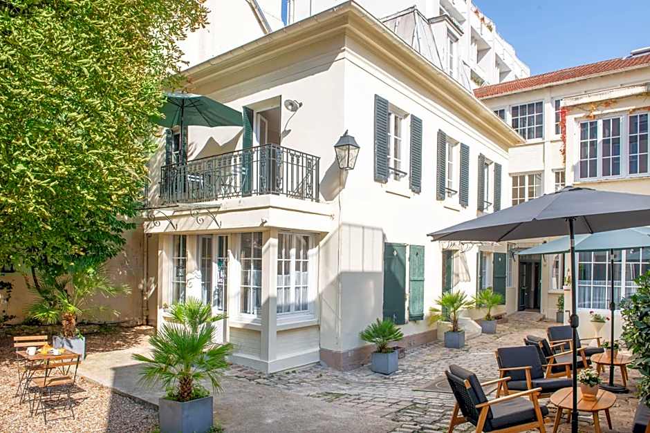 Helzear Montparnasse Suites