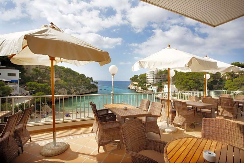 Hotel Apartamentos Cala Santanyi