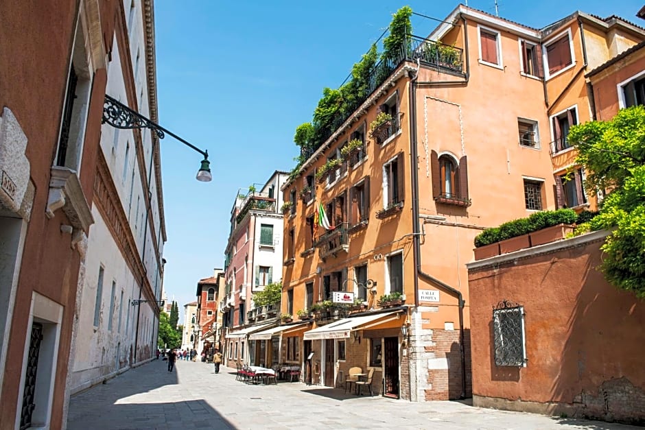 Hotel Agli Alboretti