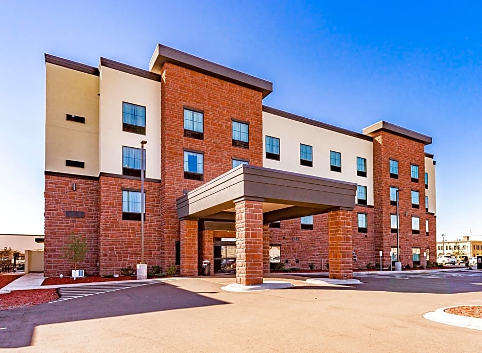 Cobblestone Hotel & Suites - Superior Duluth