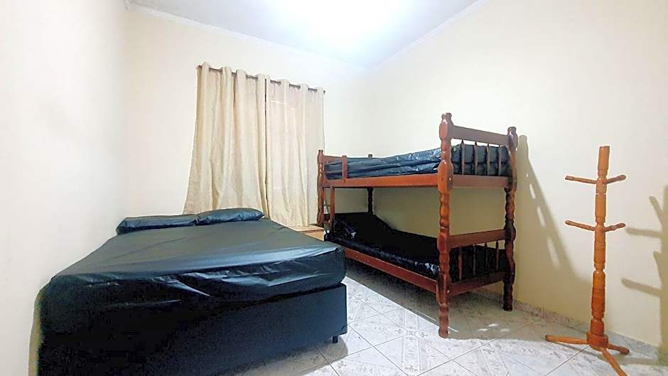 Piscina, Churrasqueira, Wi-Fi, SmartTv, 4dorm, Comércios na porta