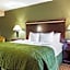 Quality Inn & Suites Greenville - Haywood Mall