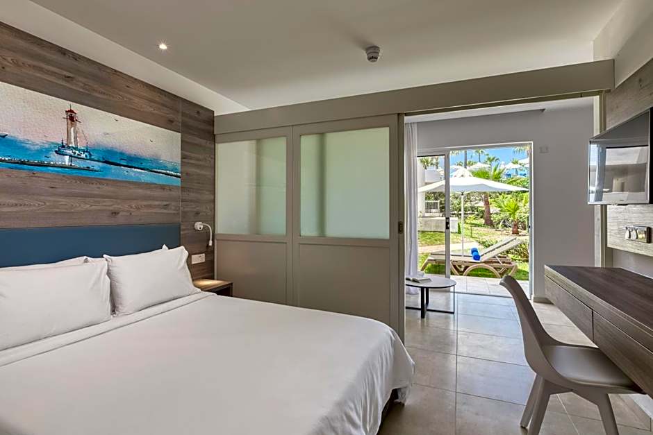 Atlantica SunGarden Beach