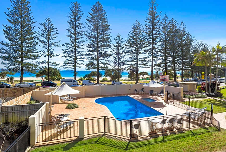 Columbia Beachfront Apartments on Rainbow Bay