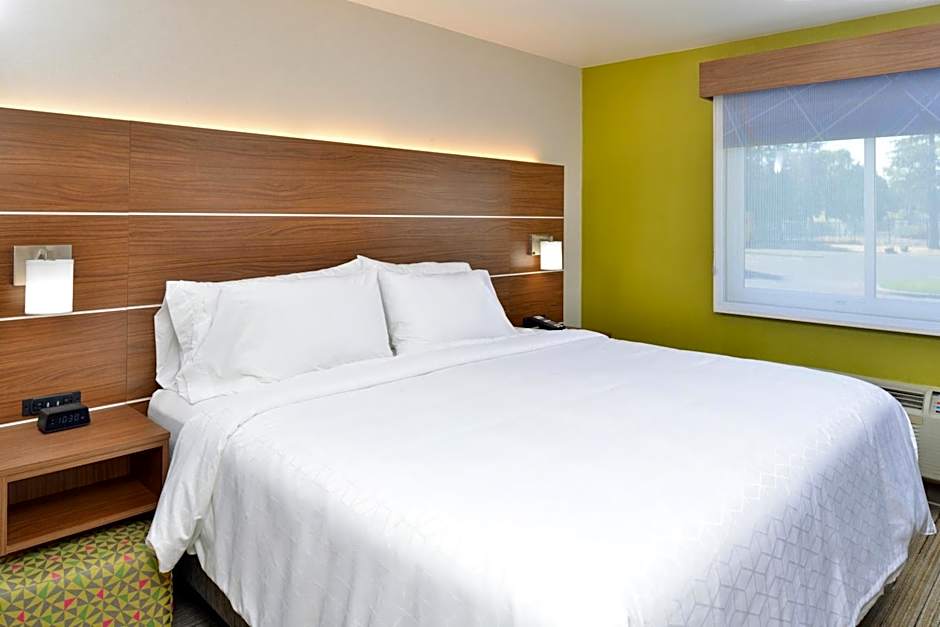 Holiday Inn Express Santa Rosa North By IHG