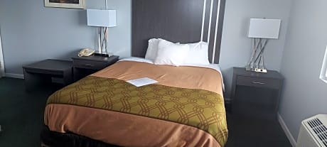 Standard Room, 1 Queen Bed, Non Smoking