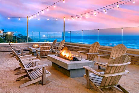 Elizabeth Oceanfront Suites, an Ascend Collection Hotel