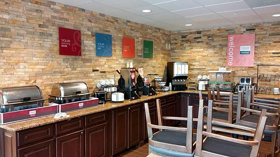 Comfort Inn & Suites Lakeside