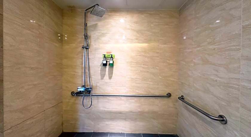 Naruwan Galaxy Place