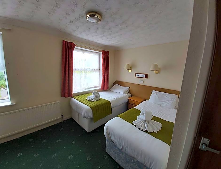 Inglewood Palm Hotel, Abbey Sands Torquay