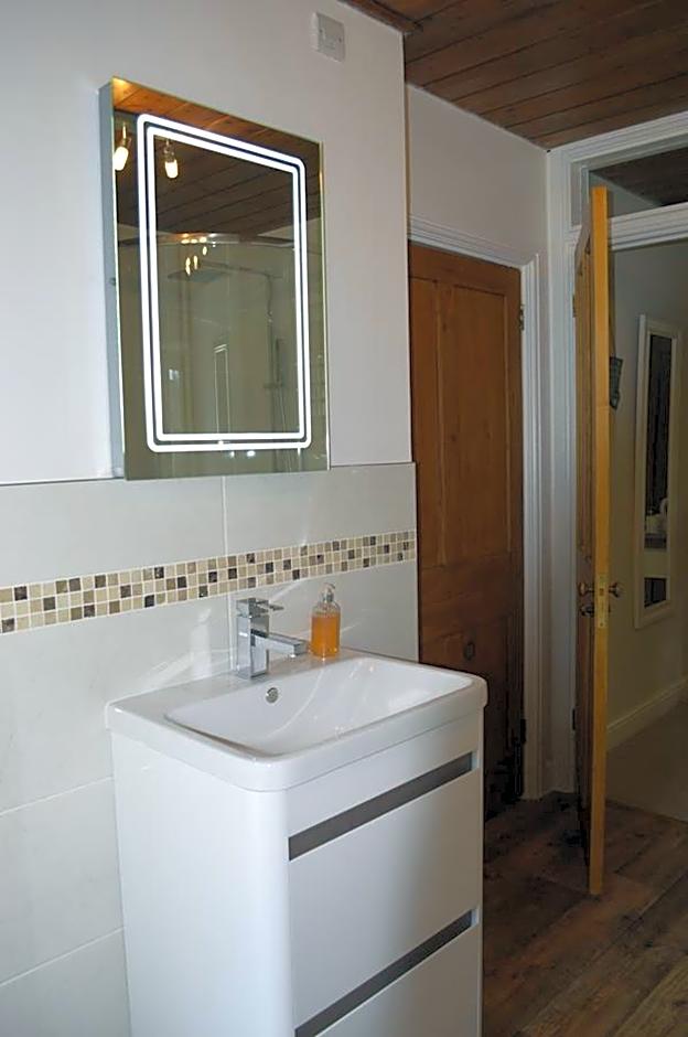 Troedyrhiw Bed & Breakfast