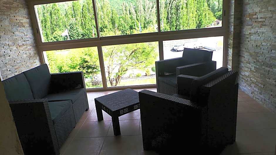 Logis Hotel Restaurant Mas de la Prairie