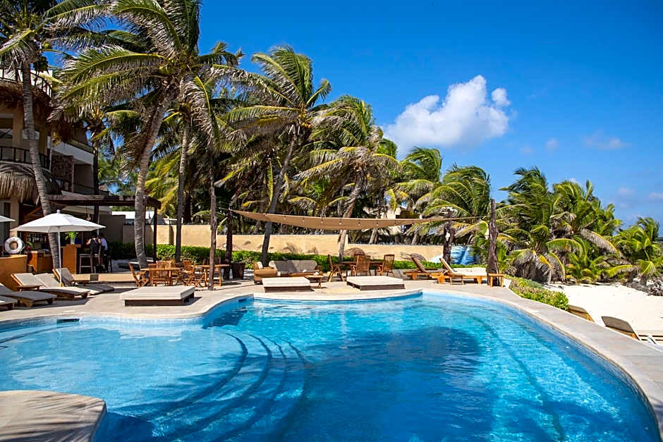 Hotel Playa La Media Luna, Isla Mujeres