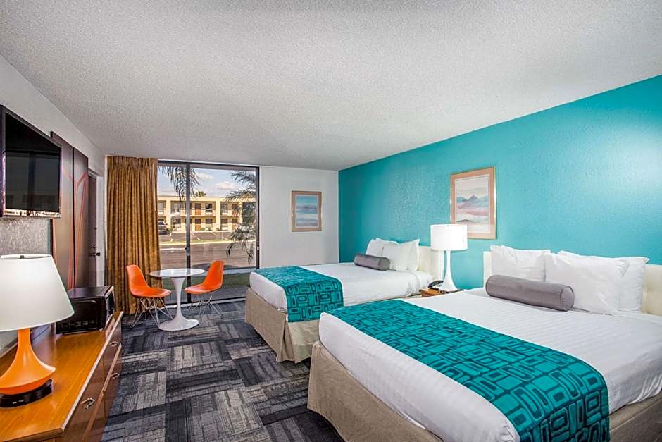 Howard Johnson by Wyndham Winter Haven FL