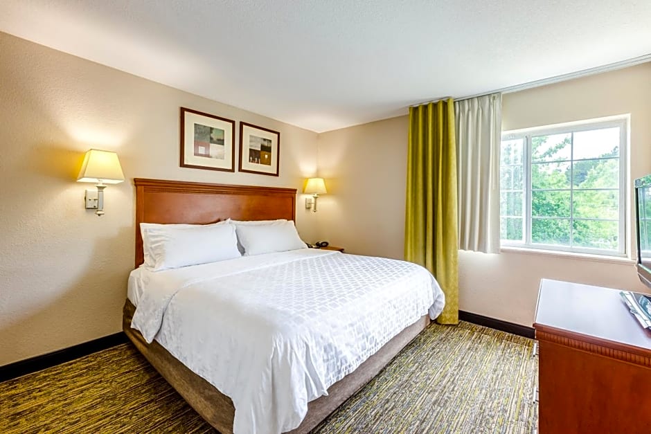 Candlewood Suites Savannah Airport, an IHG Hotel