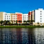 Hampton Inn & Suites Cape Canaveral Cruise Port