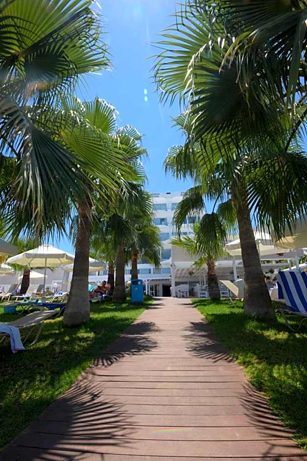 Silver Sands Beach Hotel