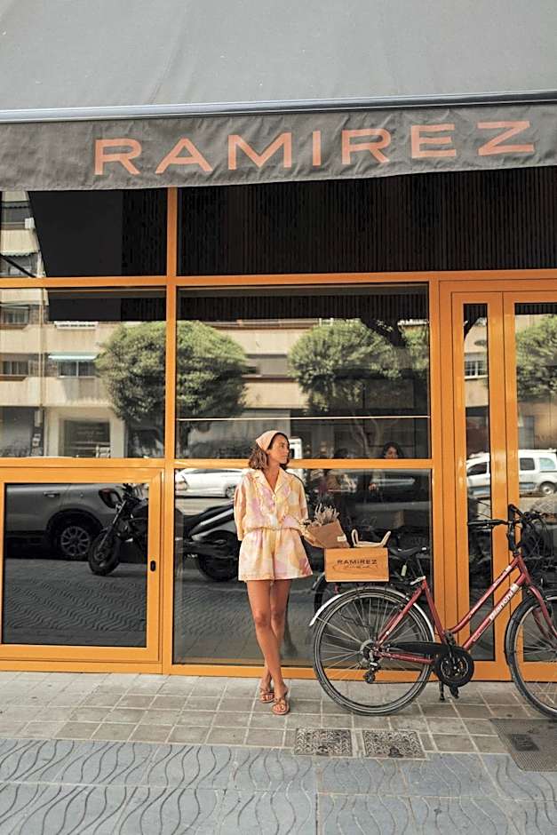 Ramirez Flats Valencia