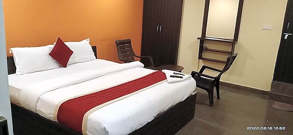 Sai Comforts by OYO Rooms – Kadur, MN