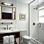 Hotel Phillips Kansas City Curio Collection by Hilton