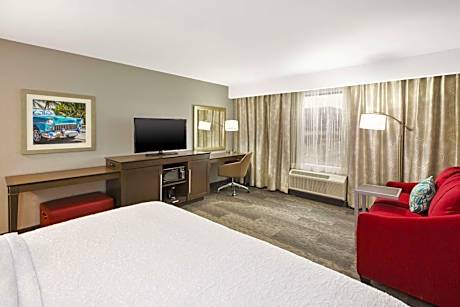 King Room with Sofa Bed - Non-Smoking