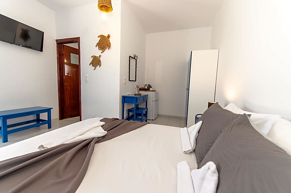 Lunar Seaside Hotel