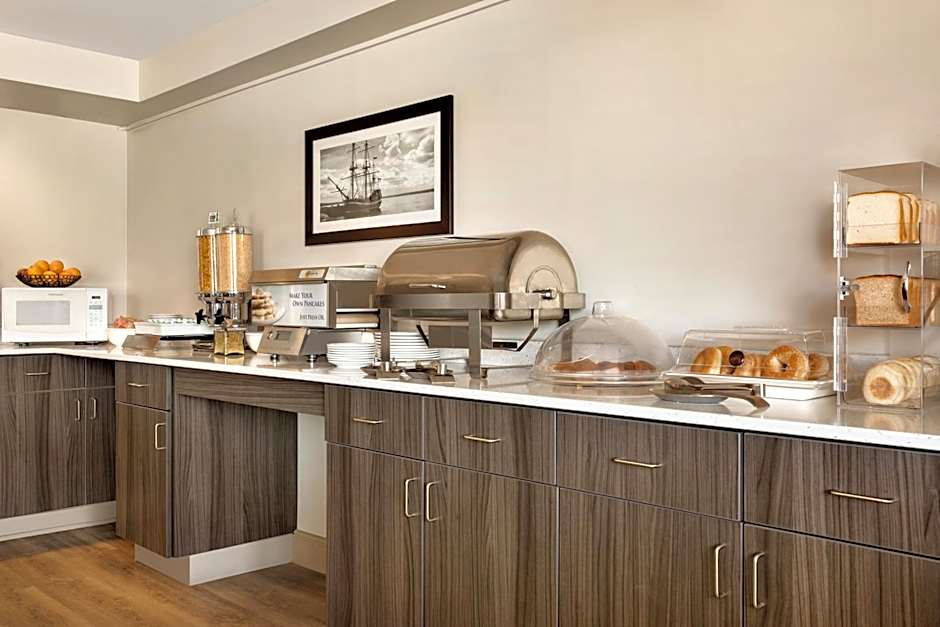 Travelodge Suites by Wyndham New Glasgow