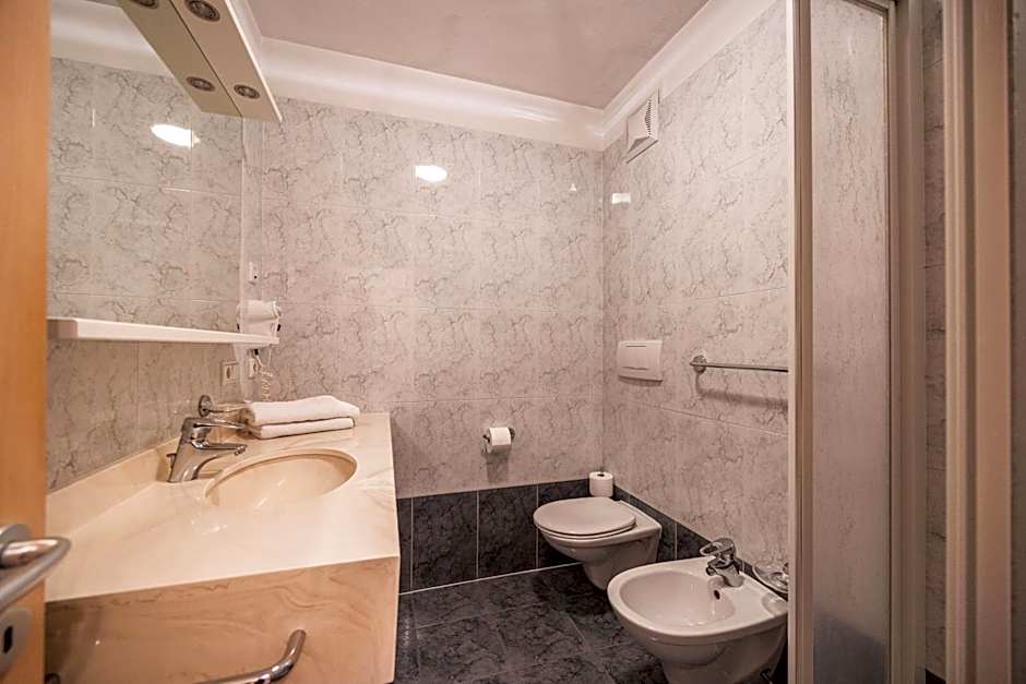 EGGER Apartments & Suites