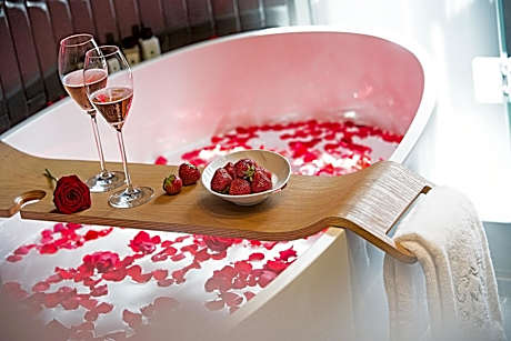 Suite with City View