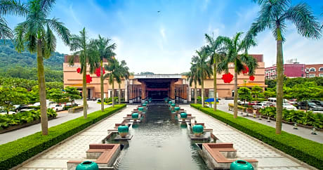 Easeland Hotel