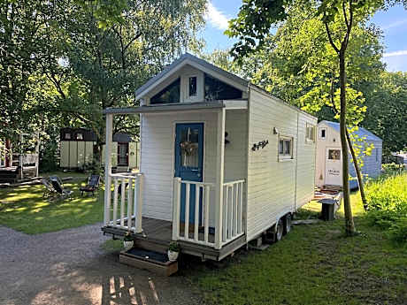 Tiny House Ems im PIER9 Tiny House Hotel