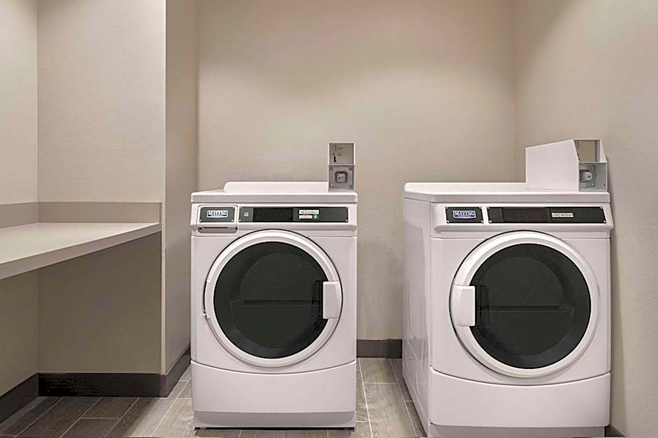 La Quinta Inn & Suites by Wyndham San Bernardino