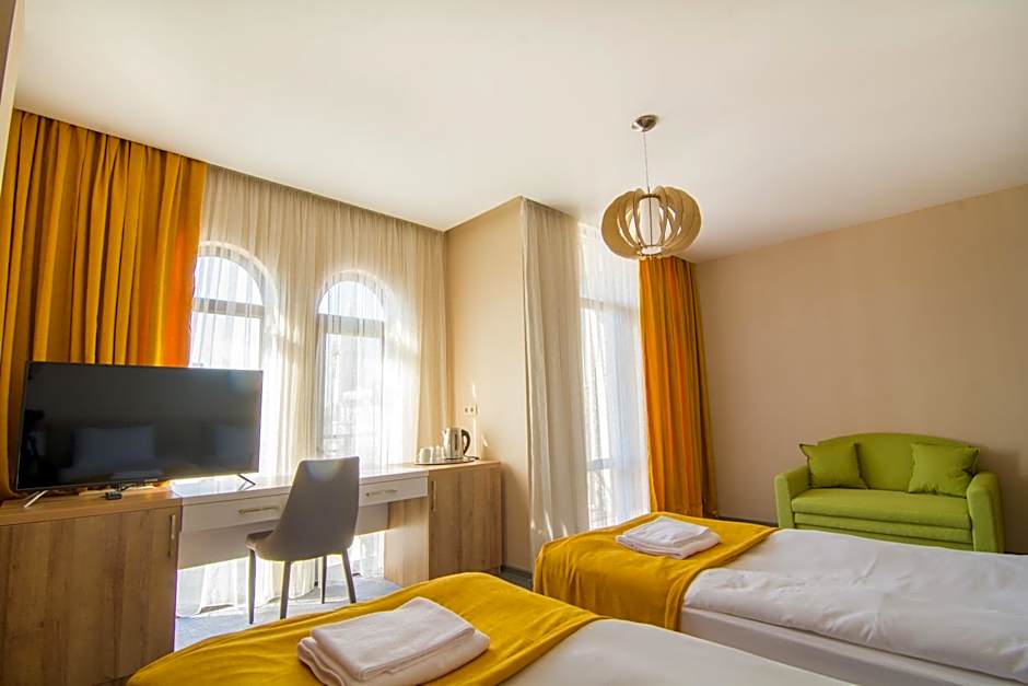 Hotel London