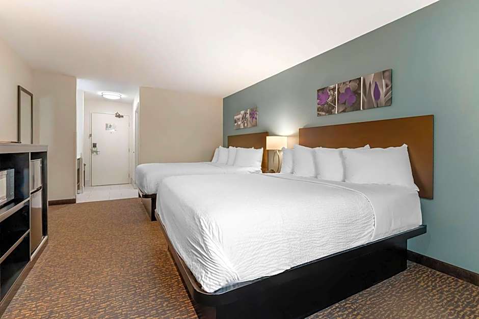 Sleep Inn & Suites Wisconsin Dells - Lake Delton